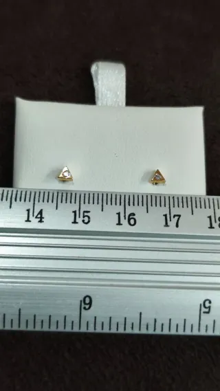 Pendientes oro 18k bebé brillantes triángulo nuevo