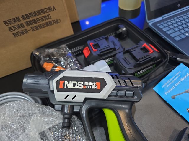 Lavadora de alta pressão a pilhas NDS