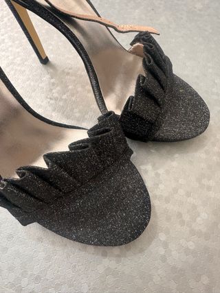Sandalo donna nero glitter oro