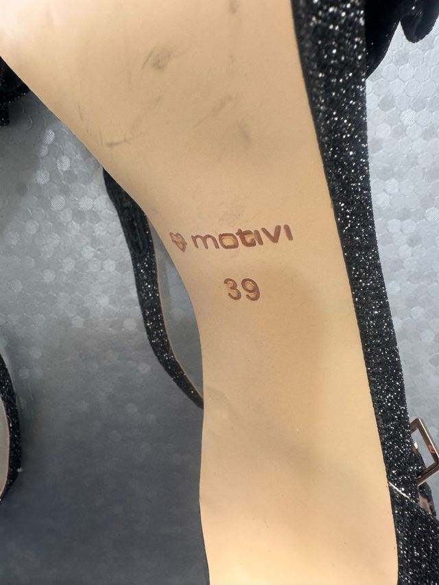 Sandalo donna nero glitter oro