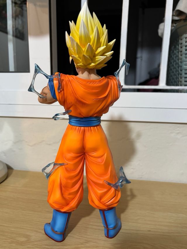 Figura Goku SSJ2
