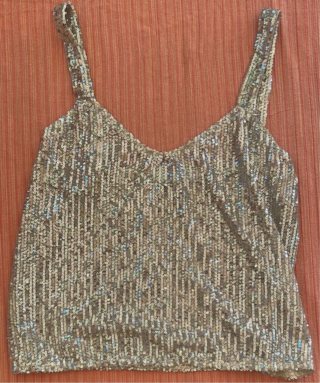 Top dorado de lentejuelas