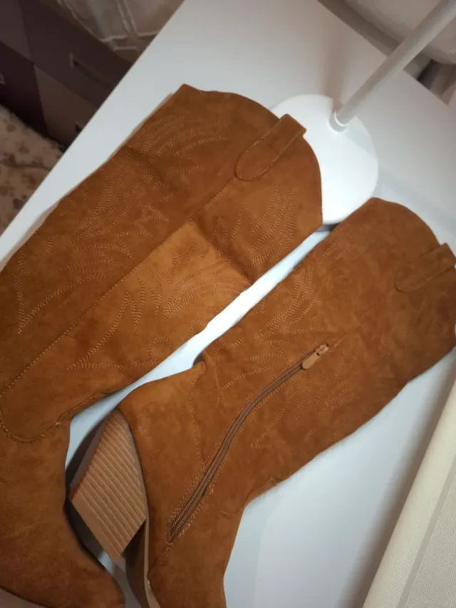 Botas camperas altas camel