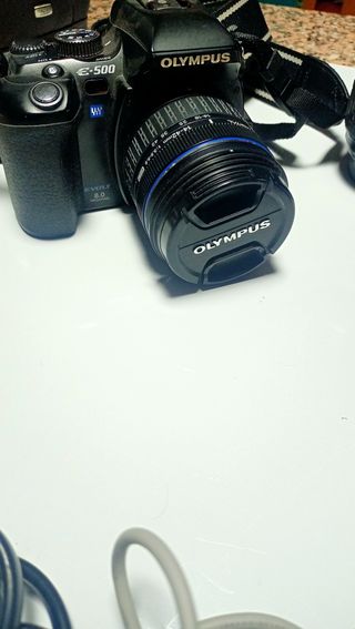 Cámara Olympus E-500 EVOLT 8.0 Megapixel