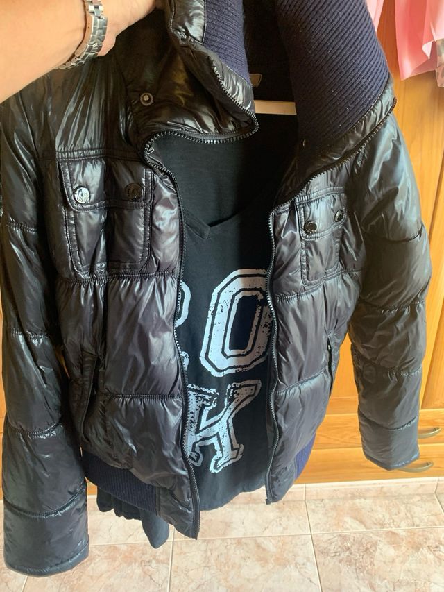 Anorak negro brillante