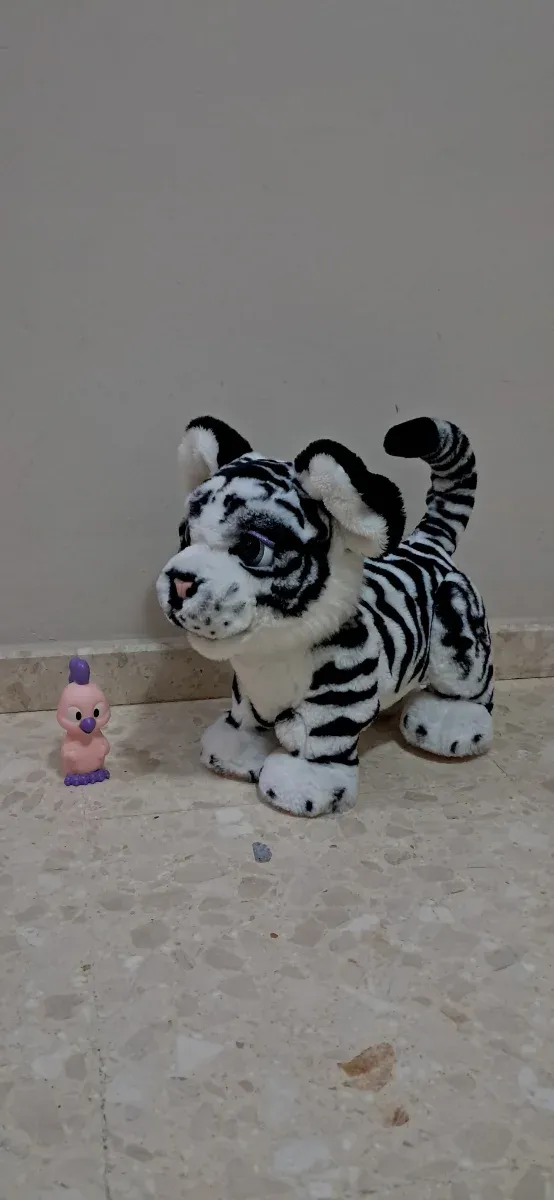 FurReal Roarin' My Tiger Juguete