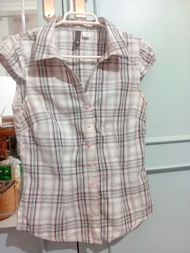Camisa H&M cuadros rosa y gris muy claro Talla XS