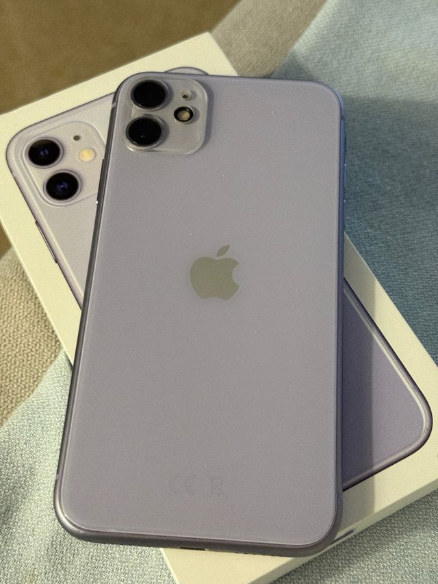 iPhone 11 128GB Morado Sin Rasguños