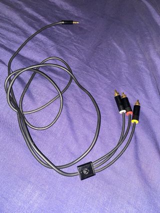 Xbox 360 + 2 mandos – todo original y funcionando