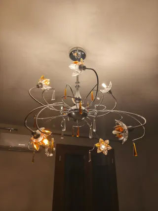 Lampadario acciaio con fiori in vetro
