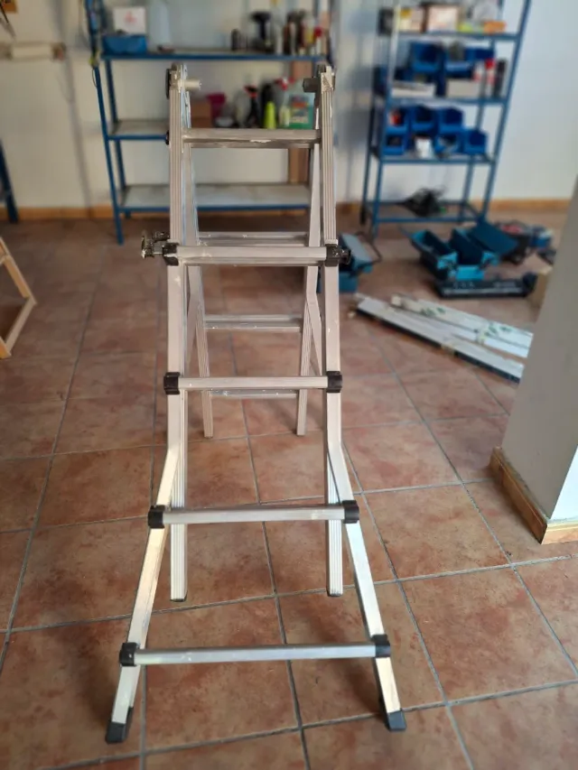 Escalera de aluminio extensible