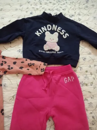 Lotto abbigliamento bimba 6/9-9/12 mesi