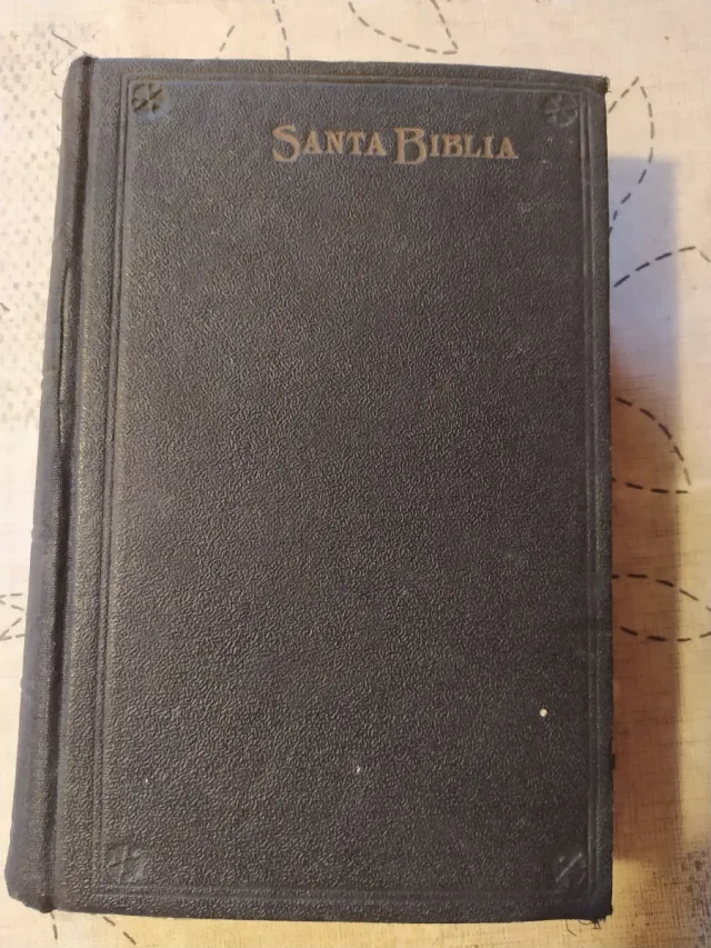 Santa Biblia antigua 1923