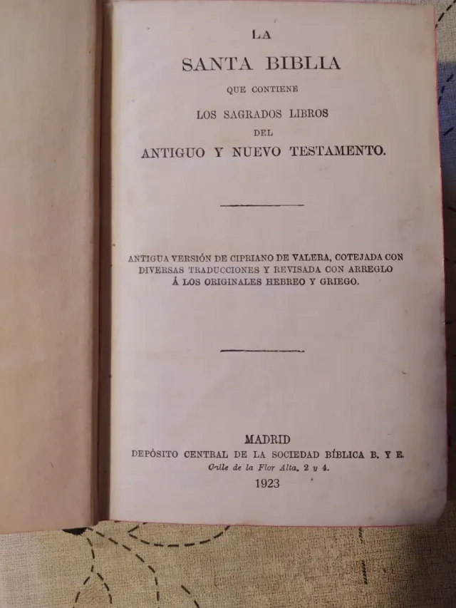 Santa Biblia antigua 1923