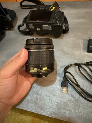 Cámara Nikon D3400 + Accesorios