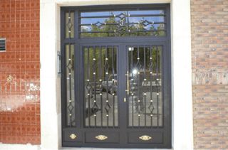 cerrajero para fincas y mantenimiento Barcelona