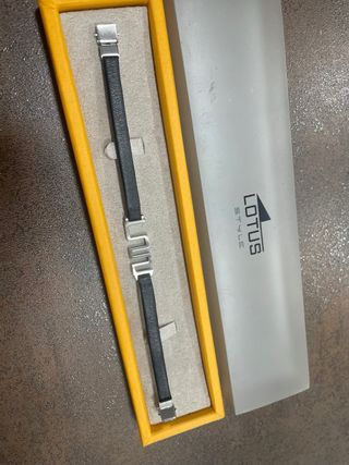 Pulsera Lotus Cuero y Plata