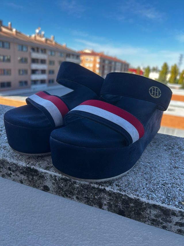Sandalias Azul y Rojo