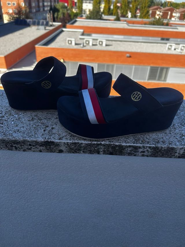 Sandalias Azul y Rojo