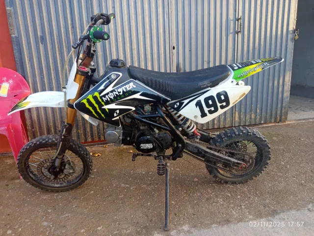 Pit Bike 125 Rebel Master Monster Energy