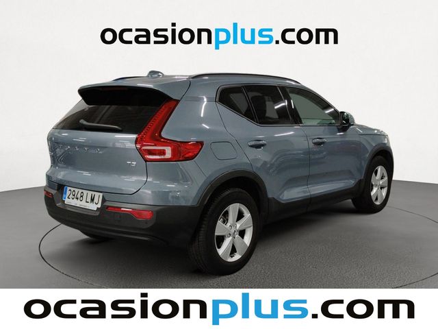 Volvo XC40 T3 Momentum Core Auto 120 kW (163 CV)