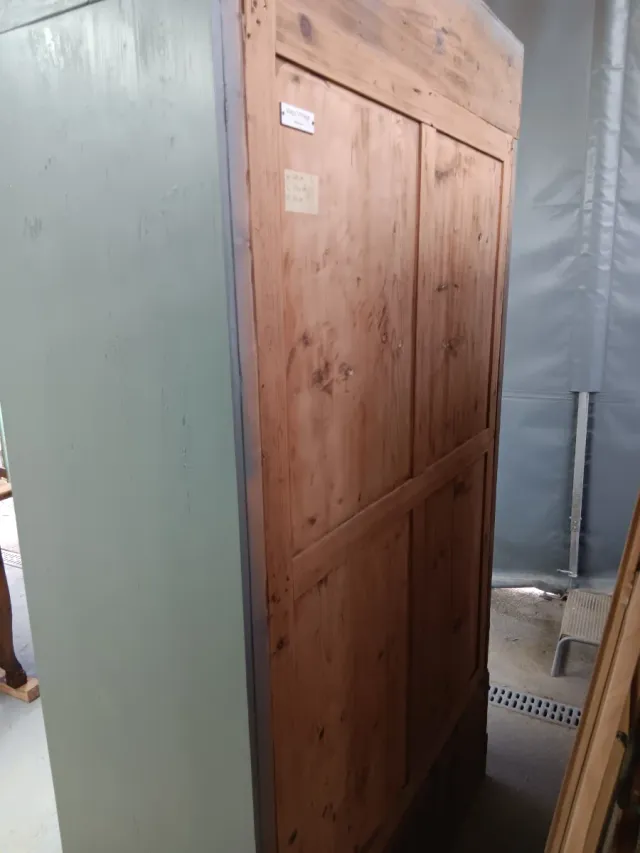 Armadio libreria o dispensa legno e metallo