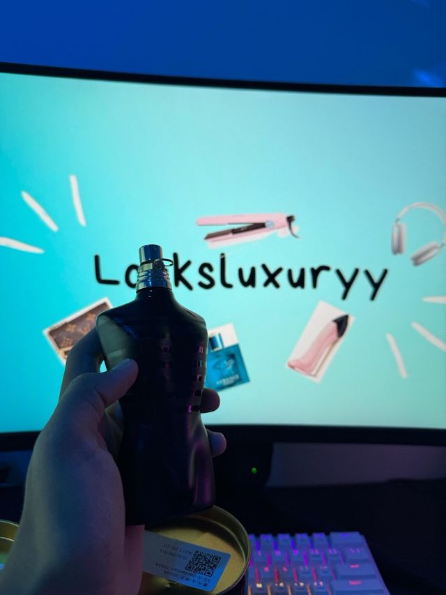 Perfumen Jean Paul negro sin abrir