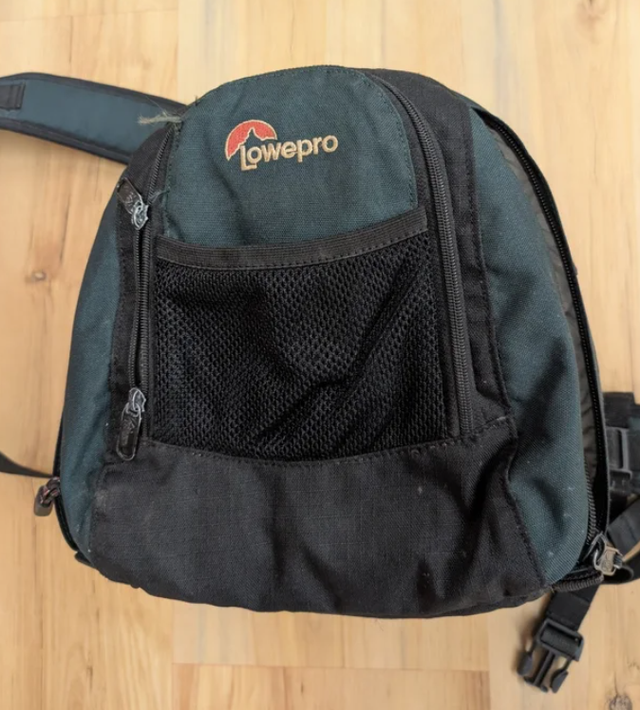 Canon EOS 630 + Flash + 2objetivos