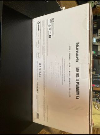 Numark Platinum FX Console DJ