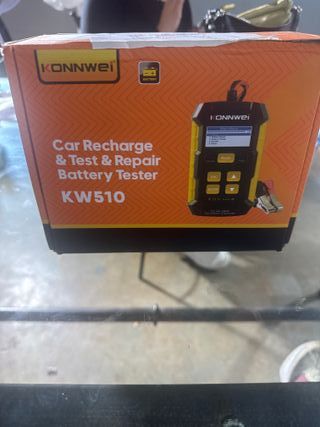 Cargador y Testeador Batería KONNWEI KW510