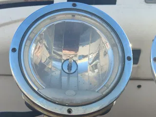 Faros Hella largo alcance