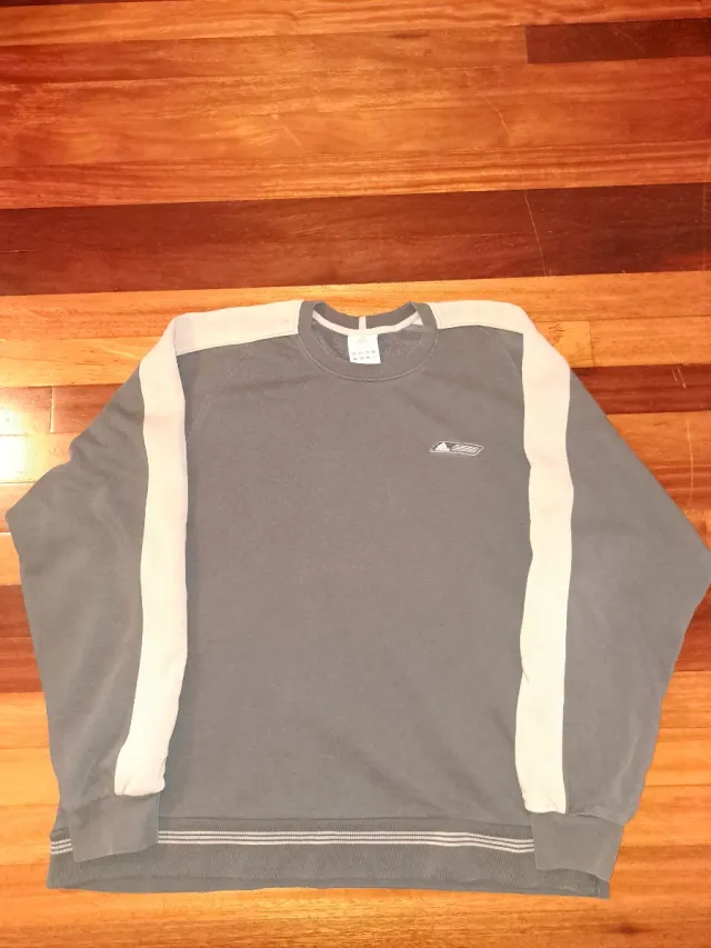 Sudadera Adidas Vintage Gris y Blanca