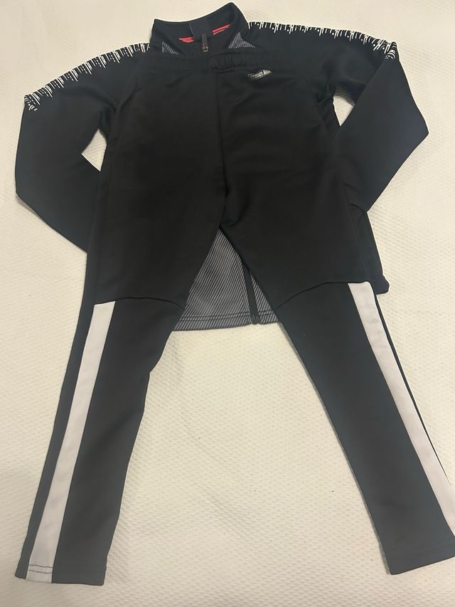 Tuta da ginnastica nera e grigia e bianca per bambini