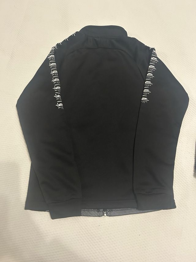 Tuta da ginnastica nera e grigia e bianca per bambini