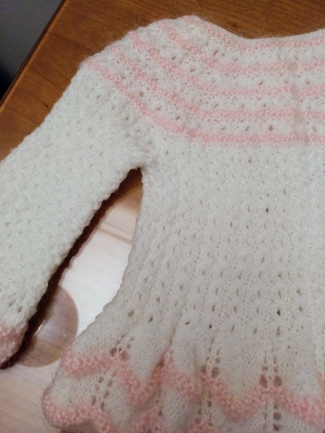 Jersey tejido a mano para bebé