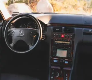 Volante Mercedes piel negro completo