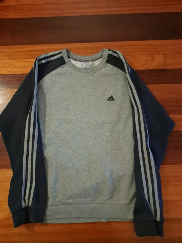 Sudadera vintage Adidas gris y negra