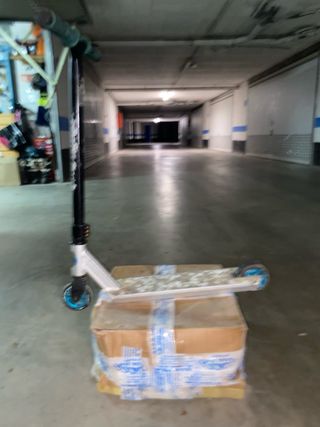 Patinete freestyle blanco y azul