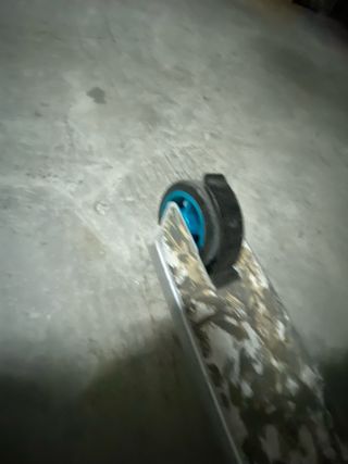 Patinete freestyle blanco y azul