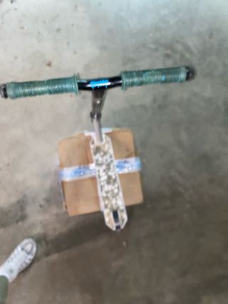 Patinete freestyle blanco y azul