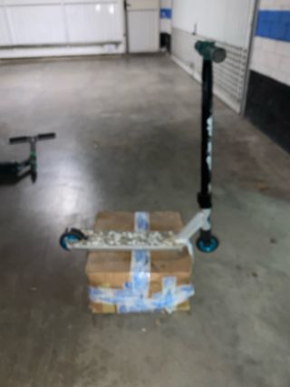 Patinete freestyle blanco y azul