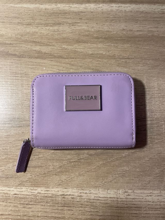Cartera Pull&Bear Morada