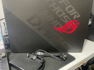 Asus ROG Strix G513