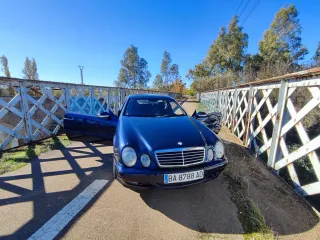 Negociable Mercedes-Benz  CLK 230 Cambio W210