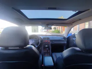 Negociable Mercedes-Benz  CLK 230 Cambio W210