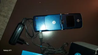 Motorola RAZR V3 Blu