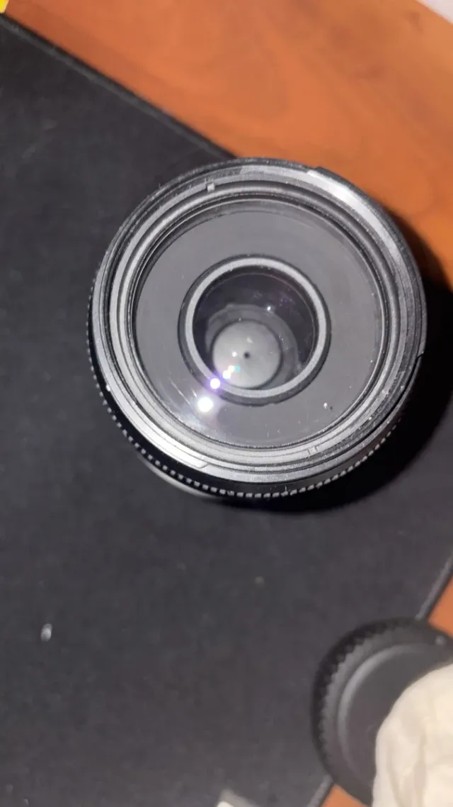 Lente Tamron 70-300mm Macro Zoom