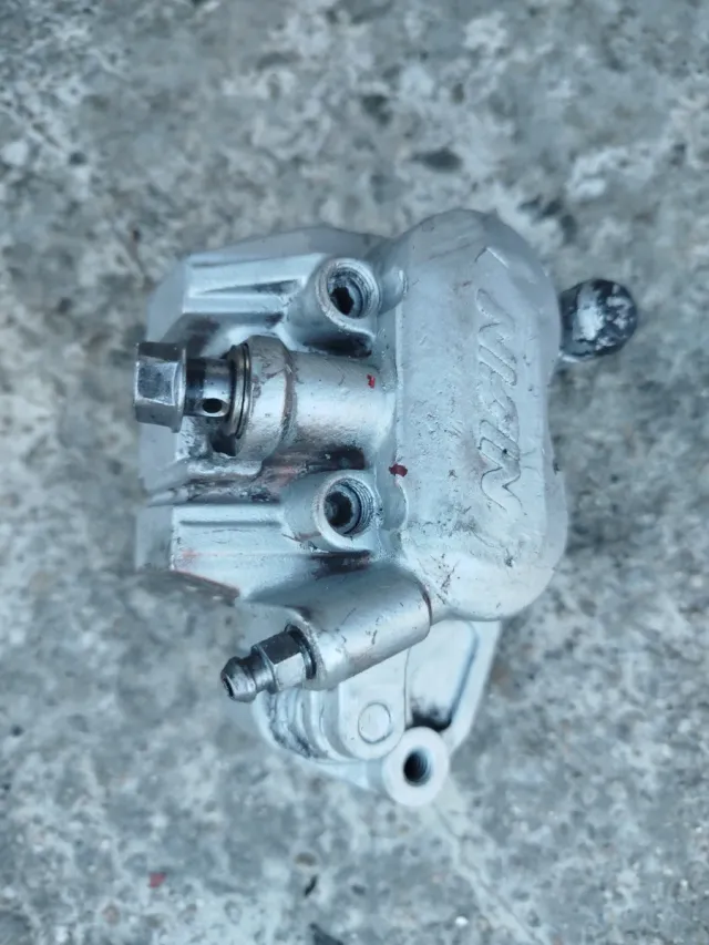 Pinza Freno Delantero Honda Dominator