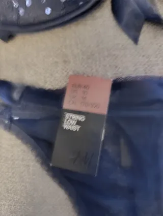 Conjunto lencería azul con lentejuelas