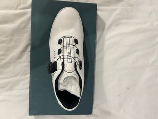 Zapatos de golf TOA Shoes mujer sin estrenar